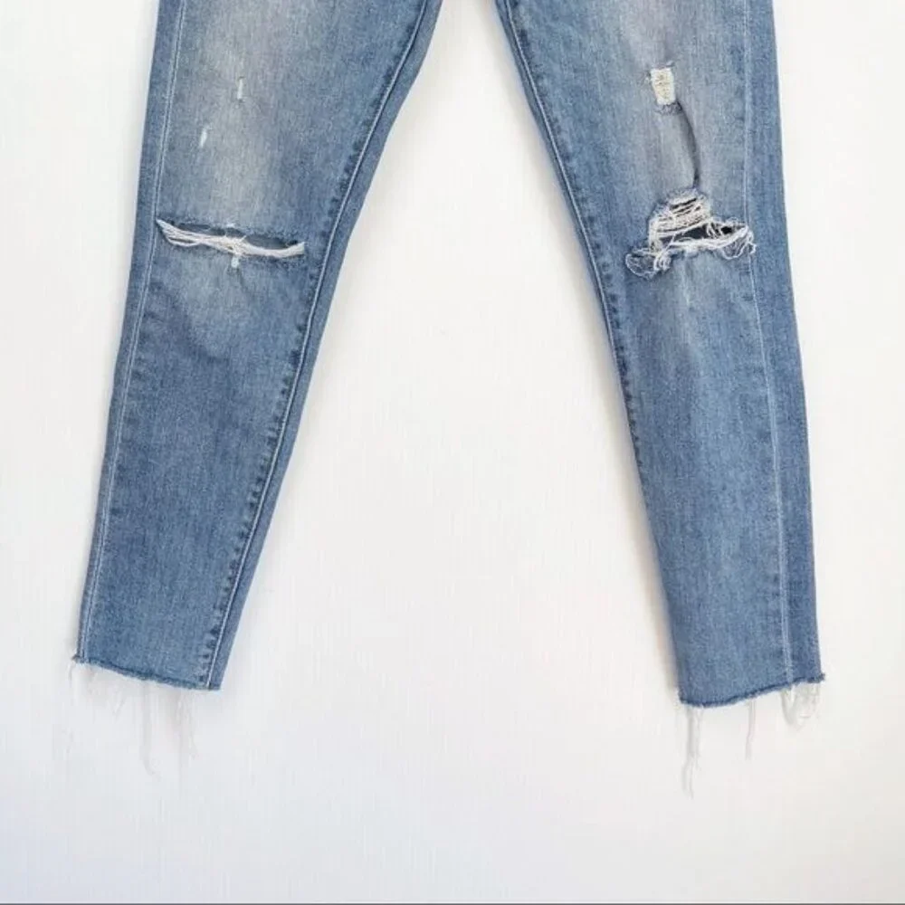 LEVIS Wedgie High Rise skinny distressed Jeans raw hem size 26 - Picture 5 of 11